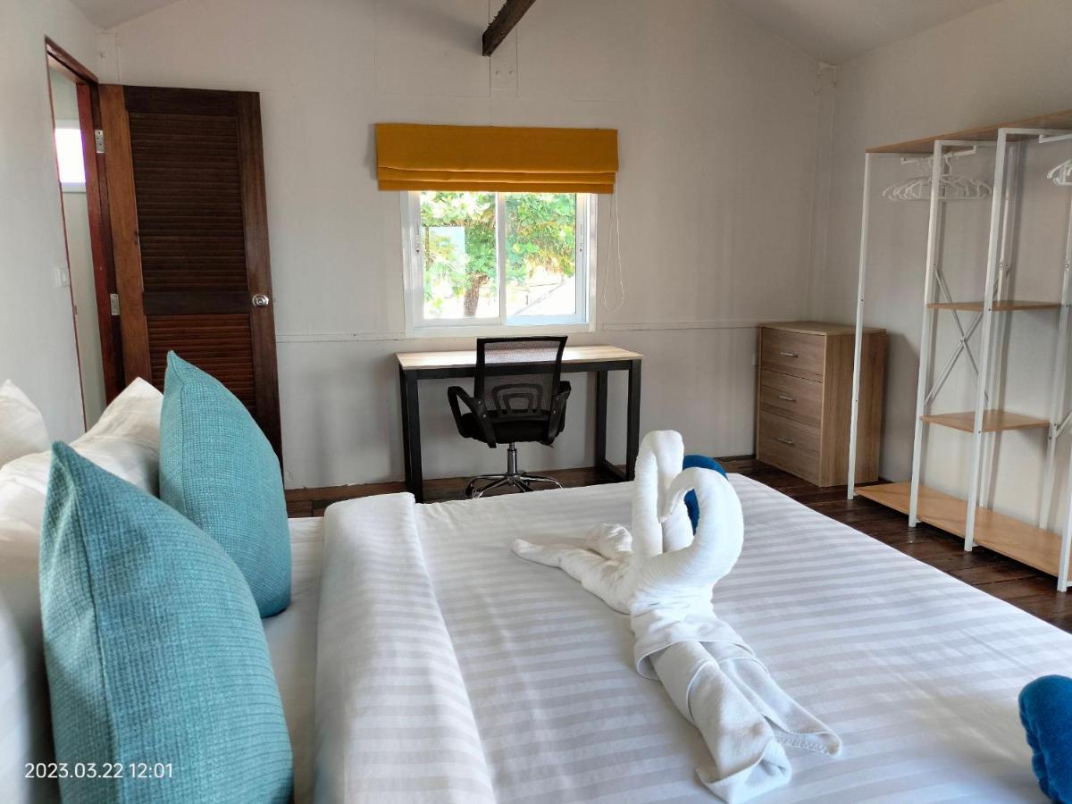 Sand Terrace Beach Bungalows บ้านใต้ ภายนอก รูปภาพ