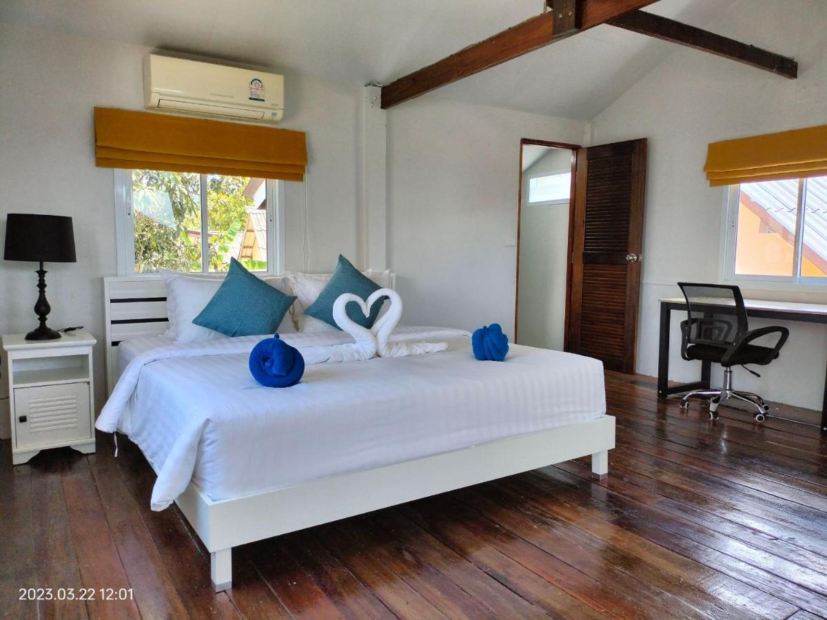 Sand Terrace Beach Bungalows บ้านใต้ ภายนอก รูปภาพ