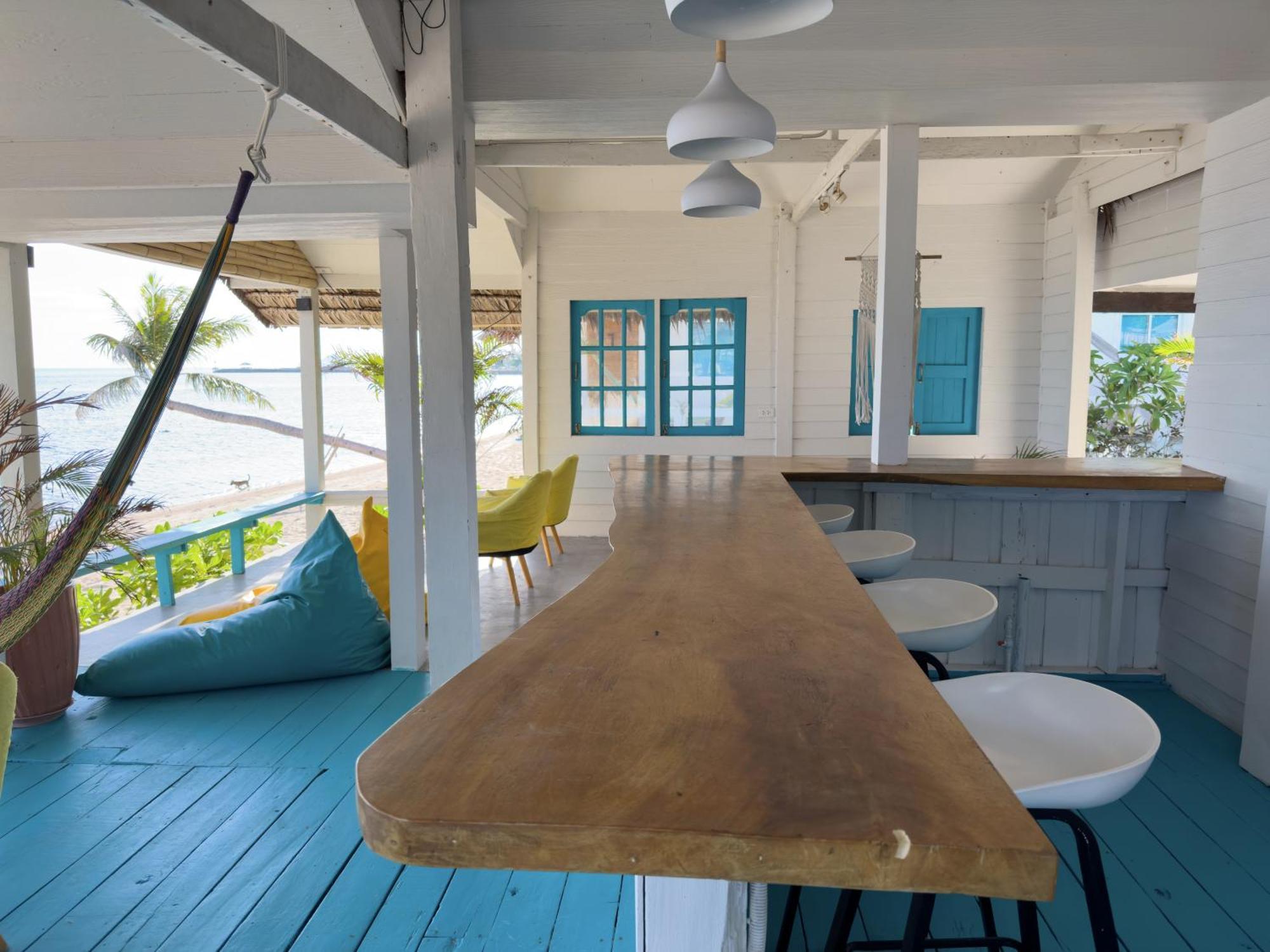 Sand Terrace Beach Bungalows บ้านใต้ ภายนอก รูปภาพ