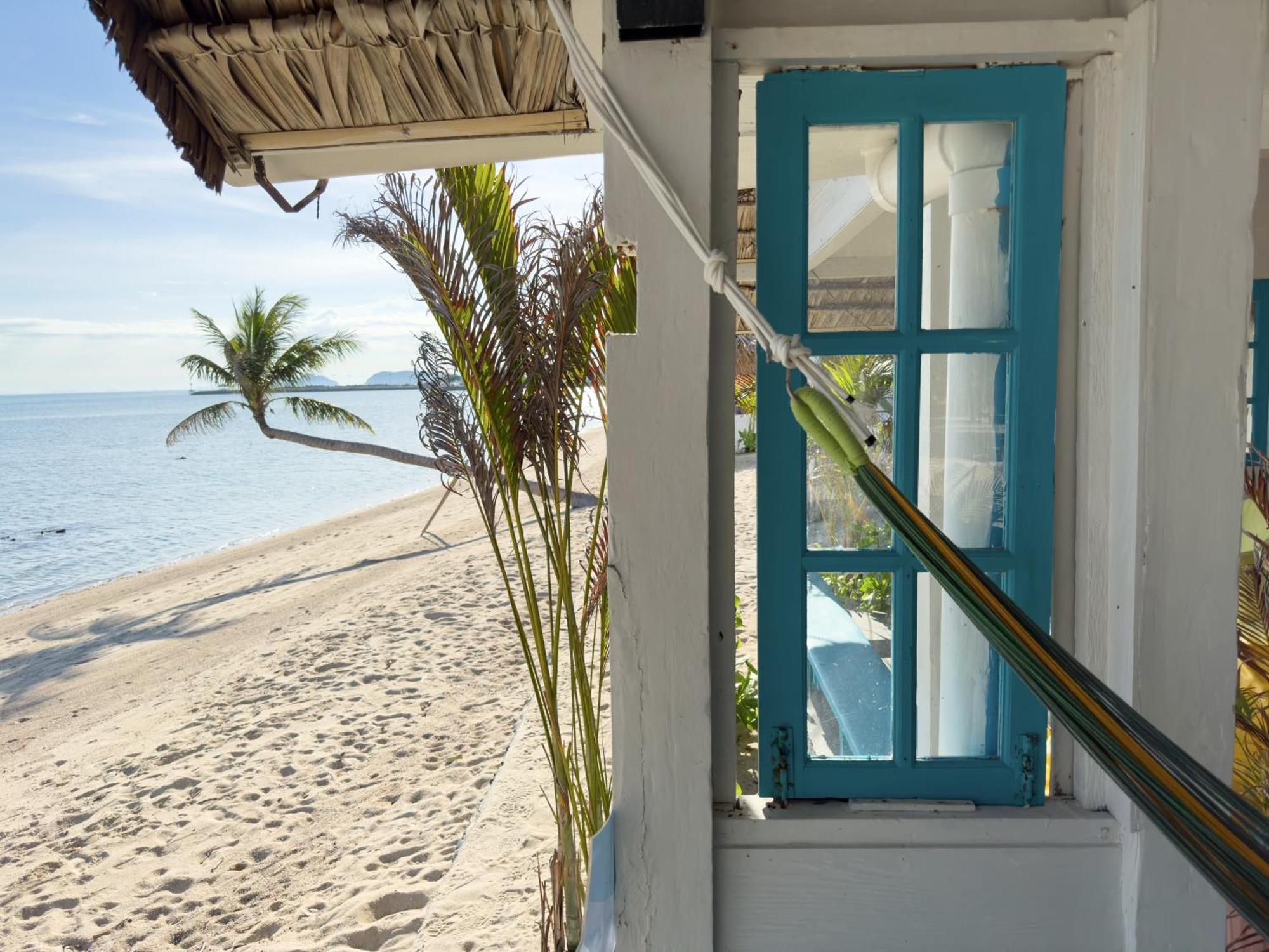 Sand Terrace Beach Bungalows บ้านใต้ ภายนอก รูปภาพ
