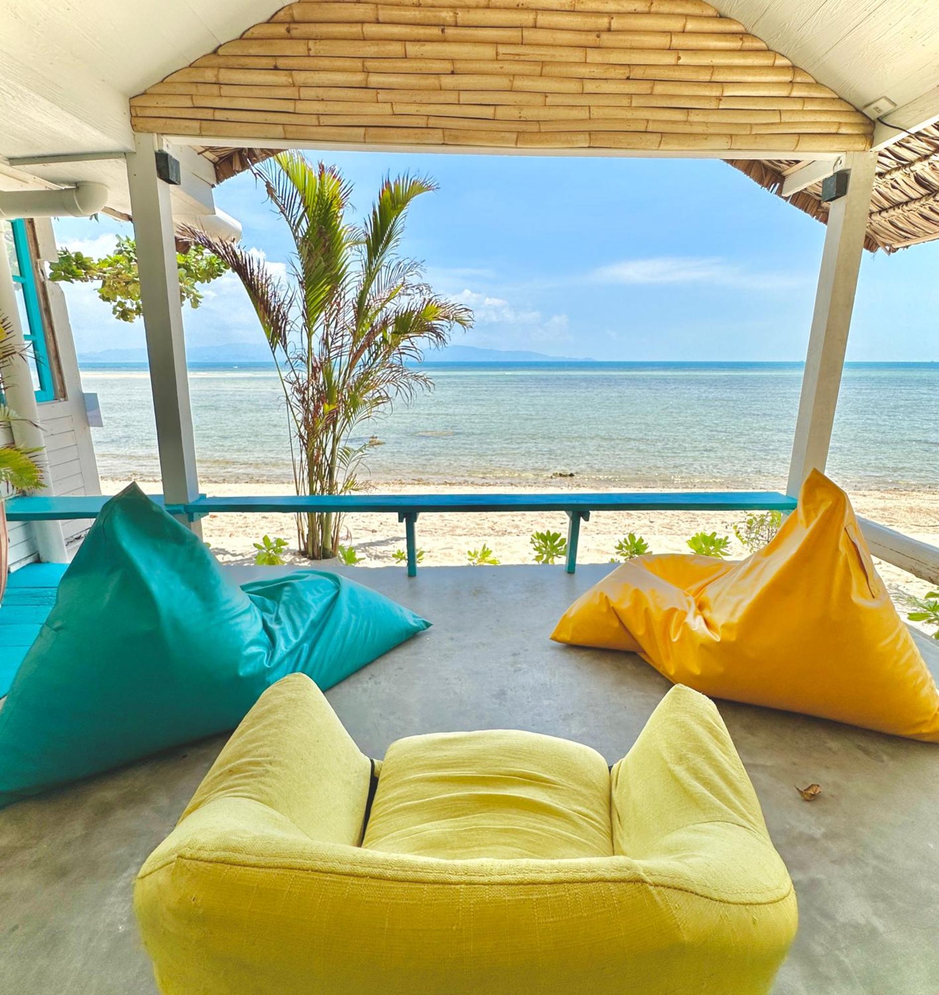Sand Terrace Beach Bungalows บ้านใต้ ภายนอก รูปภาพ